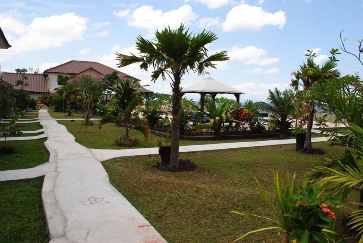 Lombok Beach Hotel Montongbuwoh Buitenkant foto